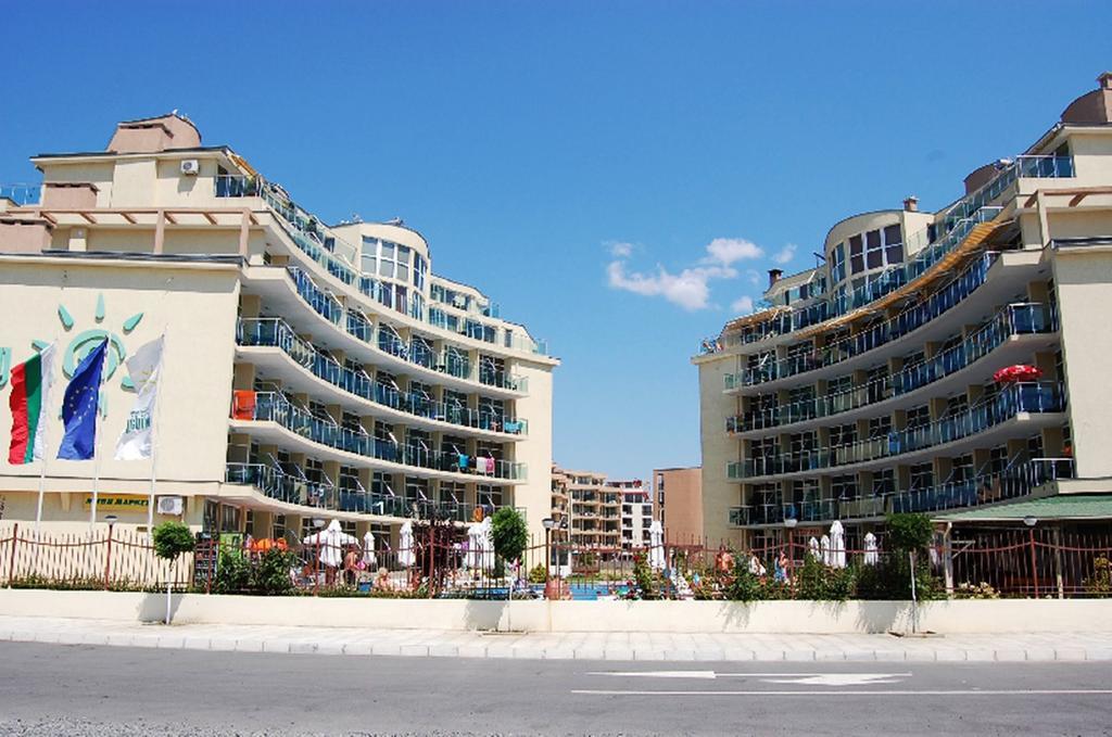 Julia Family - Menada Apartments Sunny Beach Exterior foto