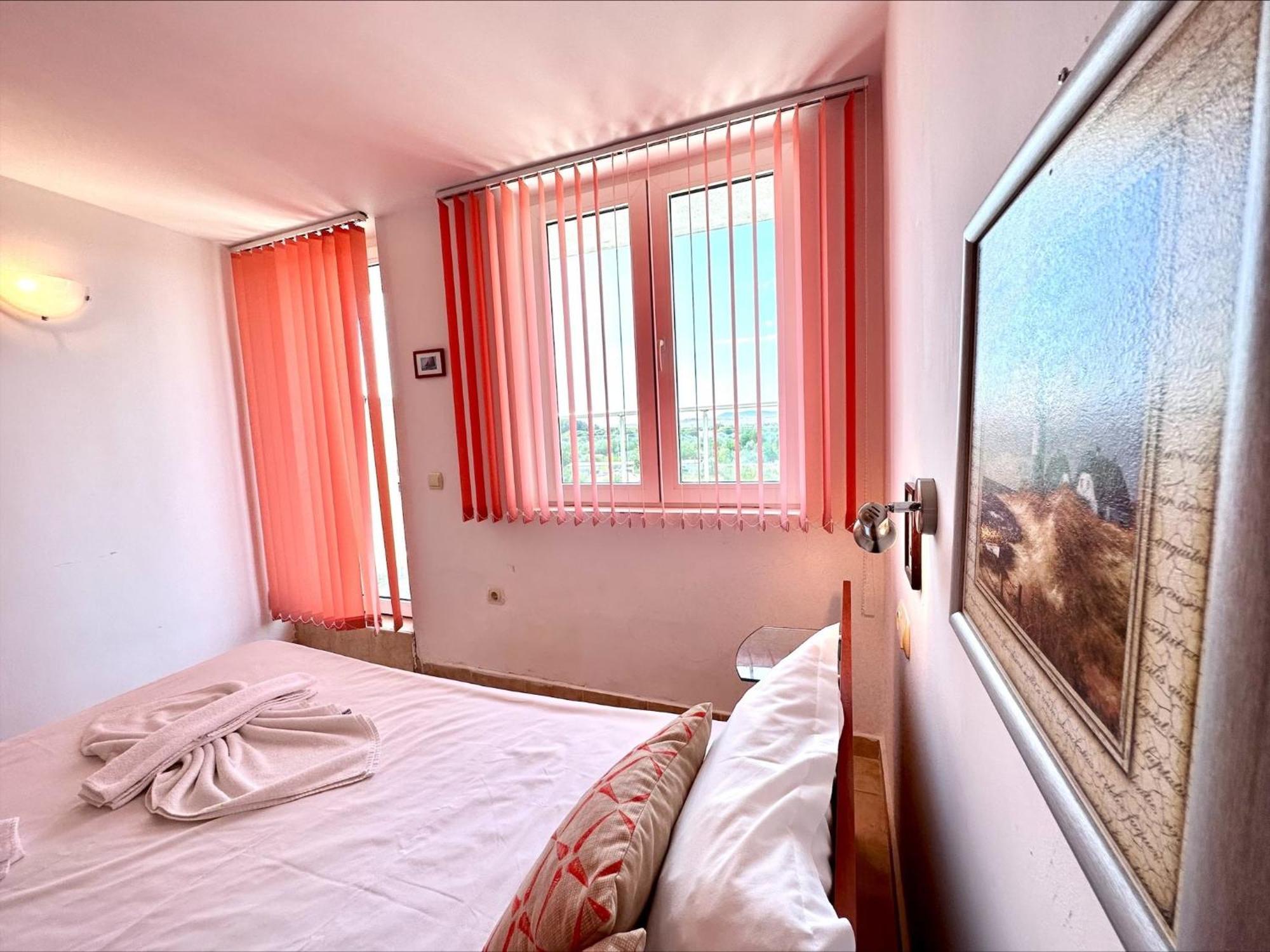 Julia Family - Menada Apartments Sunny Beach Exterior foto