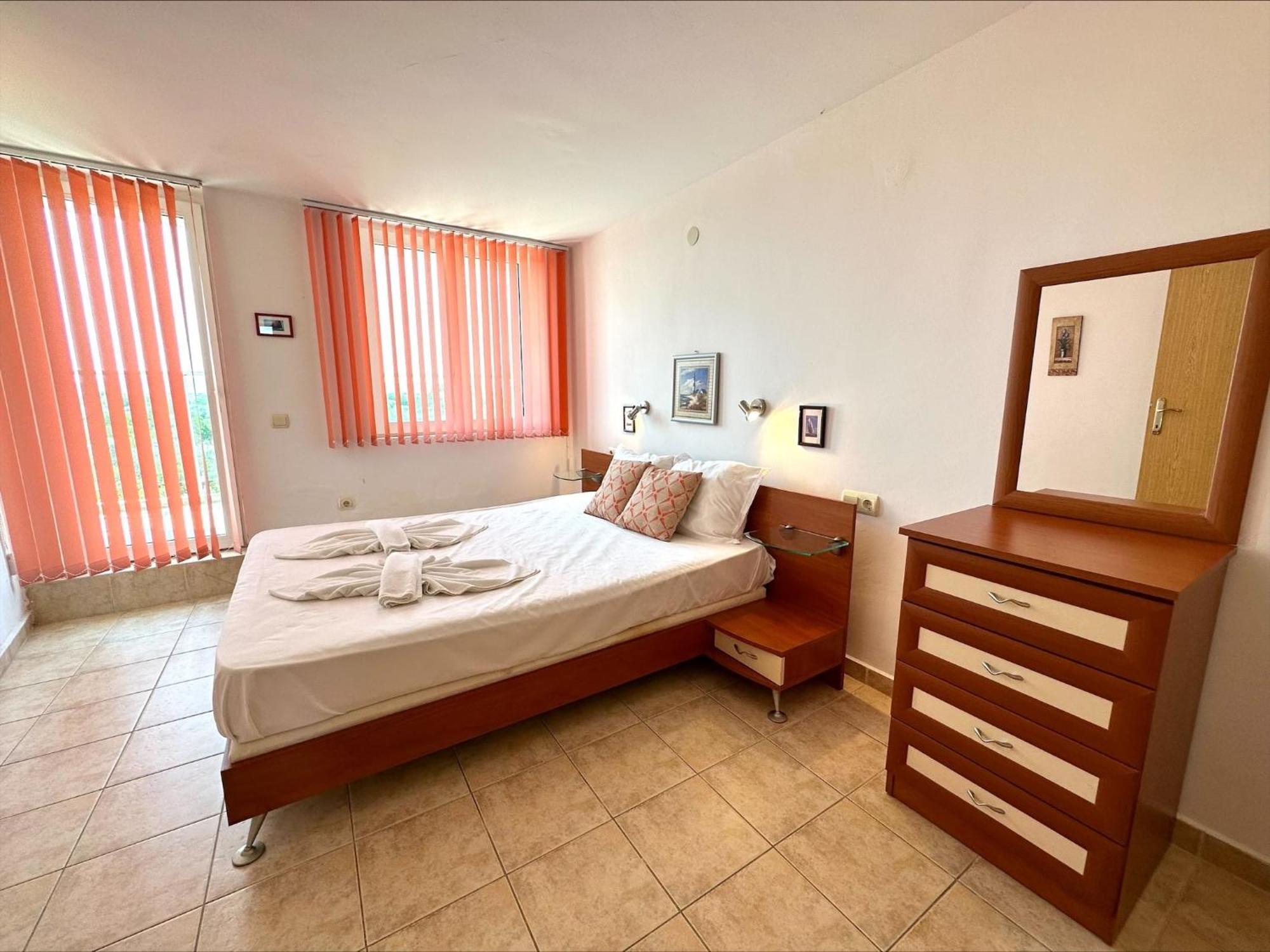 Julia Family - Menada Apartments Sunny Beach Exterior foto