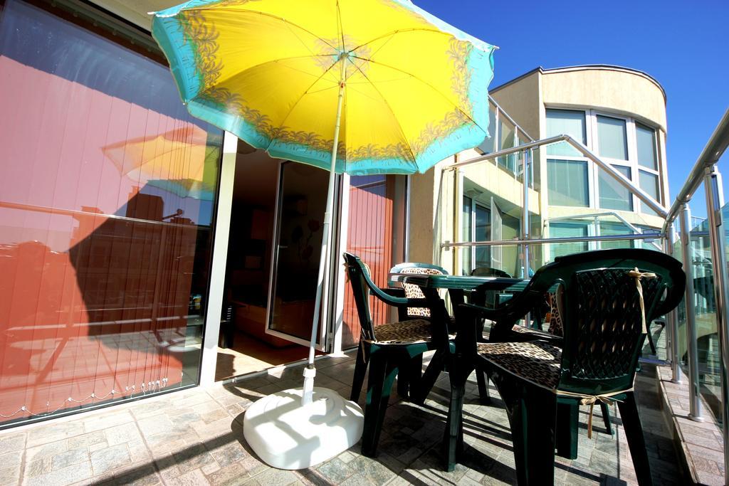 Julia Family - Menada Apartments Sunny Beach Habitación foto